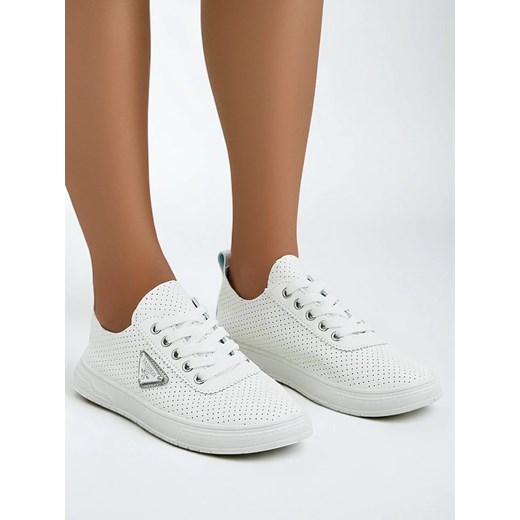 Royalfashion Ażurowe sportowe buty damskie Friazz ze sklepu royalfashion.pl w kategorii Buty sportowe damskie - zdjęcie 180181644