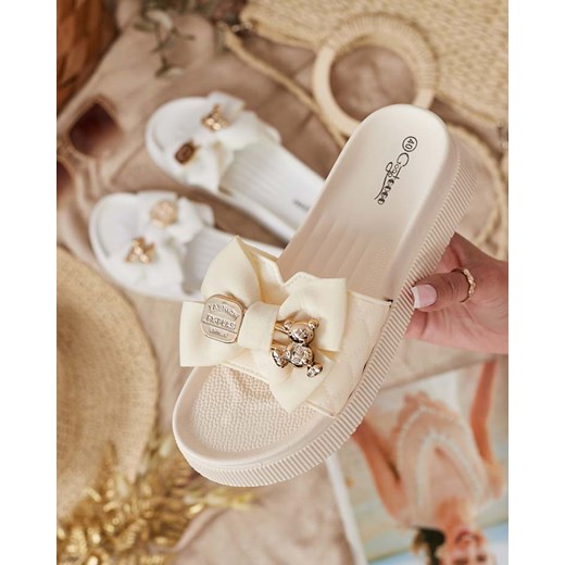 Royalfashion Damskie pikowane klapki z ozdobną kokardką Nelmi Royalfashion.pl 37 wyprzedaż royalfashion.pl