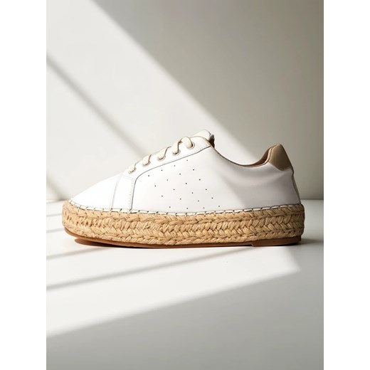 Royalfashion Sportowe sneakersy damskie Molio ze sklepu royalfashion.pl w kategorii Espadryle damskie - zdjęcie 180186694