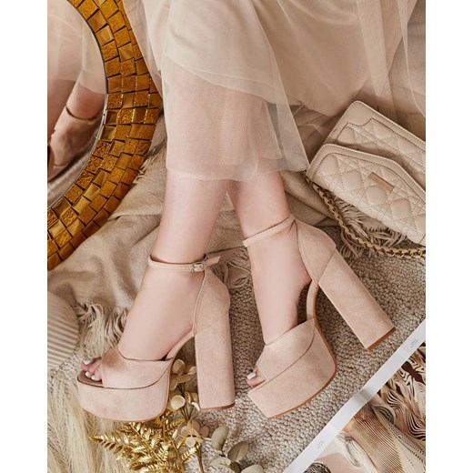 Royalfashion Sandały damskie na słupku Piovias ze sklepu royalfashion.pl w kategorii Sandały damskie - zdjęcie 180186840