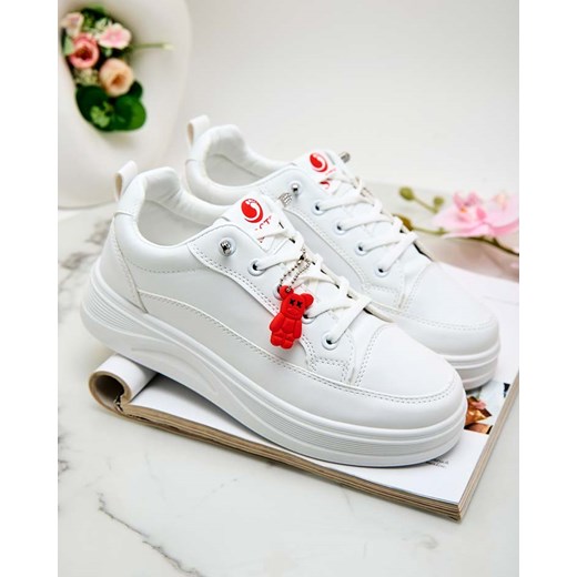 Białe Sneakersy Platformowe z Breloczkiem Street Spirit Royalfashion.pl 38 okazja royalfashion.pl