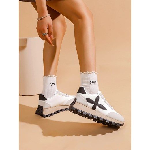 Royalfashion Sportowe sneakersy damskie na grubszej podeszwie Aloqa ze sklepu royalfashion.pl w kategorii Buty sportowe damskie - zdjęcie 180203391