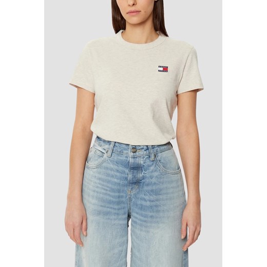 TOMMY JEANS Beżowy damski t-shirt z małym logo, Rozmiar S ze sklepu outfit.pl w kategorii Bluzki damskie - zdjęcie 180231173