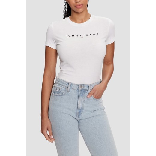 TOMMY JEANS Biały t-shirt damski, Rozmiar XS ze sklepu outfit.pl w kategorii Bluzki damskie - zdjęcie 180231202