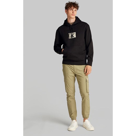 CALVIN KLEIN JEANS Bluza w kolorze czarnym ze sklepu Limango Polska w kategorii Bluzy męskie - zdjęcie 180240213