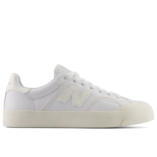 Buty unisex New Balance BB100LGY - białe ze sklepu streetstyle24.pl w kategorii Buty sportowe męskie - zdjęcie 180244362