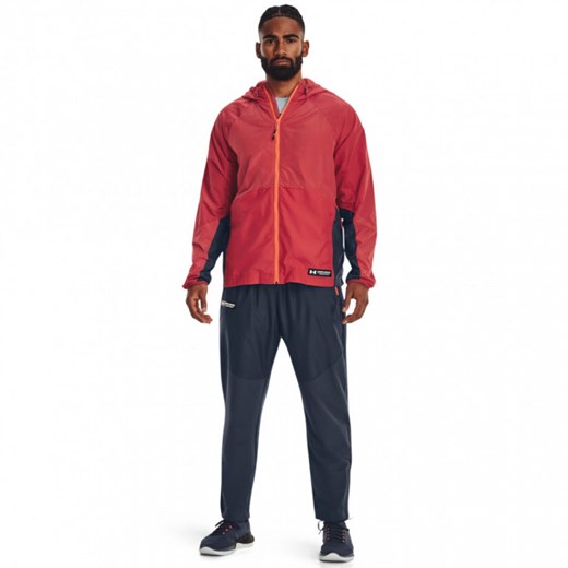 Męskie spodnie treningowe Under Armour UA Rush Woven Pants - grafitowe ze sklepu Sportstylestory.com w kategorii Spodnie męskie - zdjęcie 180247522