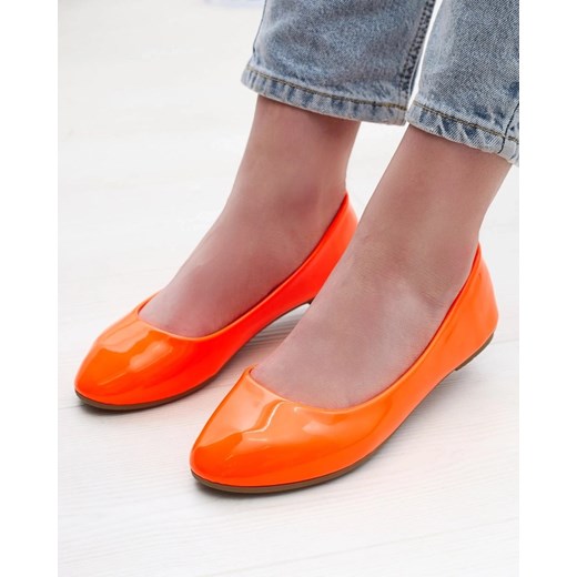 Royalfashion Neonowe pomarańczowe damskie lakierowane baleriny Fama ze sklepu royalfashion.pl w kategorii Balerinki - zdjęcie 180250330