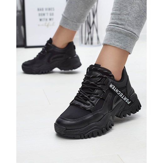 Czarne damskie buty sportowe typu sneakersy Povilpo ze sklepu royalfashion.pl w kategorii Buty sportowe damskie - zdjęcie 180252692