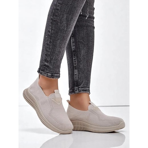 Royalfashion Wsuwane damskie materiałowe buty sportowe Serra ze sklepu royalfashion.pl w kategorii Buty sportowe damskie - zdjęcie 180253630