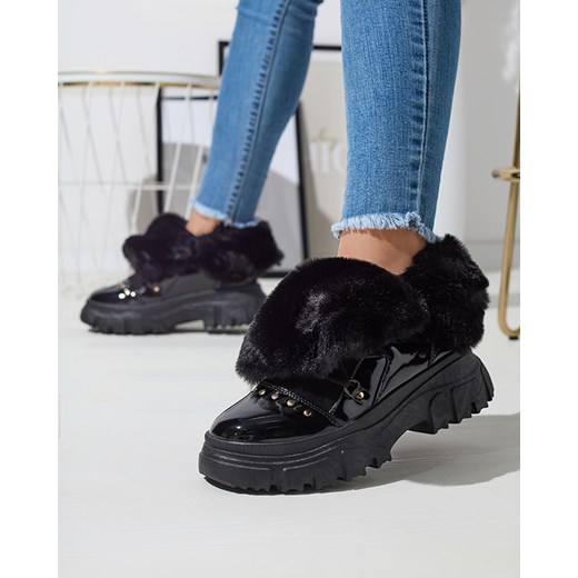 Royalfashion Czarne damskie sznurowane buty a'la śniegowce Fentes ze sklepu royalfashion.pl w kategorii Śniegowce damskie - zdjęcie 180253722