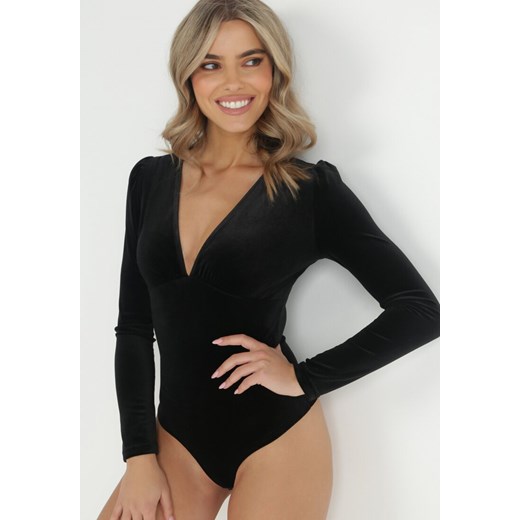Czarne Welurowe Body z Głębokim Dekoltem Fennia ze sklepu born2be.pl w kategorii Body damskie - zdjęcie 180255951
