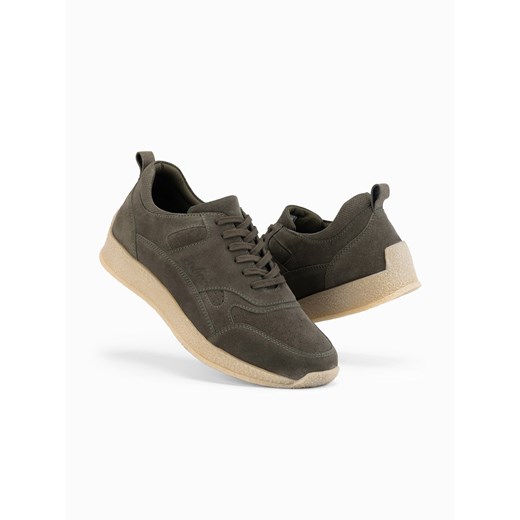 Lekkie zamszowe męskie sneakersy w stylu sportowym – oliwkowe V1 OM-FOSL-0205 ze sklepu ombre w kategorii Buty sportowe męskie - zdjęcie 180260773