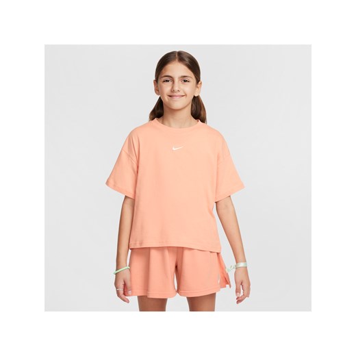 T-shirt dla dużych dzieci (dziewcząt) Nike Sportswear Essential - Pomarańczowy ze sklepu Nike poland w kategorii Bluzki dziewczęce - zdjęcie 180274811