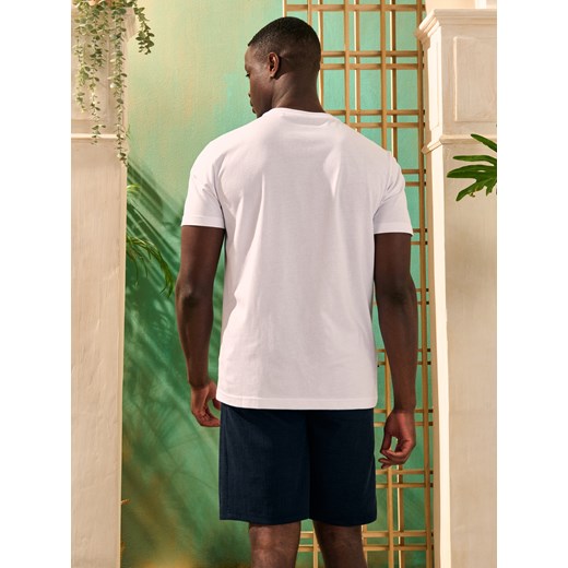 Sinsay - Koszulka z kolorowym nadrukiem w miejskim stylu - biały Sinsay L Sinsay