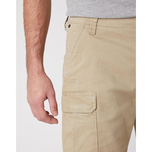 SPODENKI MĘSKIE WRANGLER CASEY CARGO SHORTS SADDLE W1C350327 112127693 Wrangler W32 YouNeedit.pl