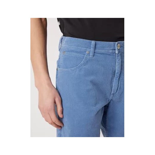 SPODENKI MĘSKIE WRANGLER CORDUROY SHORTS COPEN BLUE W14TZNX31 112126659 Wrangler W32 YouNeedit.pl