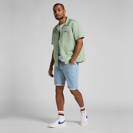 MĘSKA KOSZULA MATERIAŁOWA LEE SS RESORT SHIRT GRANITE GREEN L67PKWQN 112116916 Lee M YouNeedit.pl