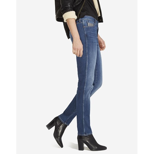WRANGLER EVALYN DAMSKIE SPODNIE JEANSOWE NEW STAR W26E8982F Wrangler W28 L32 YouNeedit.pl