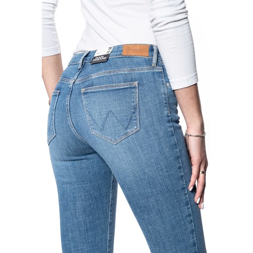 Jeansy damskie Wrangler w miejskim stylu 