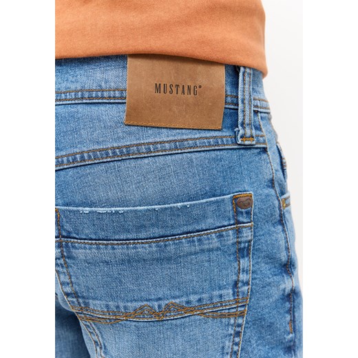 MĘSKIE SZORTY MUSTANG Washington Shorts Denim Blue 1015149 5000 404 Mustang W34 YouNeedit.pl