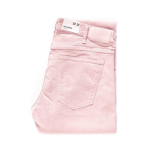 WRANGLER SPODNIE MĘSKIE LARSTON CHALK PINK W18SSH26C 112127633 ze sklepu YouNeedit.pl w kategorii Jeansy męskie - zdjęcie 180293451