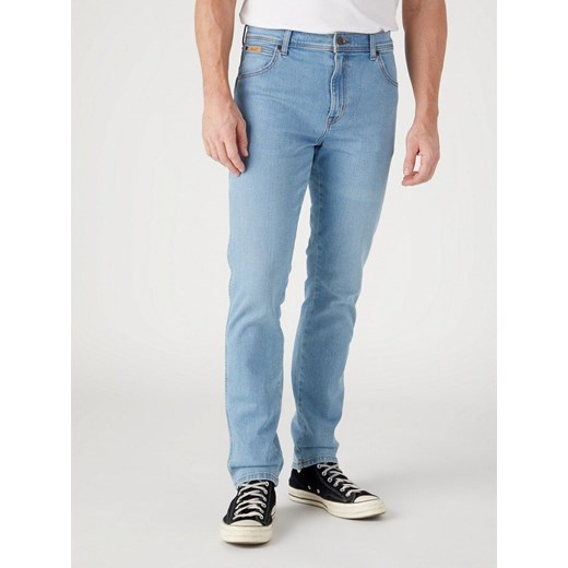 WRANGLER TEXAS SLIM SPODNIE MĘSKIE GAMBIT W12SHN42N 112328894 ze sklepu YouNeedit.pl w kategorii Jeansy męskie - zdjęcie 180293953