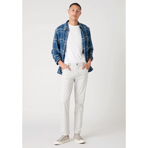 WRANGLER TEXAS MĘSKIE SPODNIE JEANSOWE SLIM VAPOUR GREY W12SWAB26 112126535 Wrangler W32 L32 YouNeedit.pl
