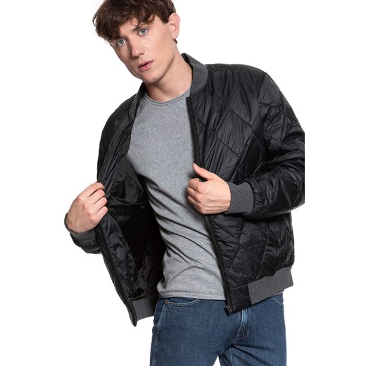 KURTKA WRANGLER BOMBER JACKET BLACK W4A6Y8100 112129075 ze sklepu YouNeedit.pl w kategorii Kurtki męskie - zdjęcie 180295693
