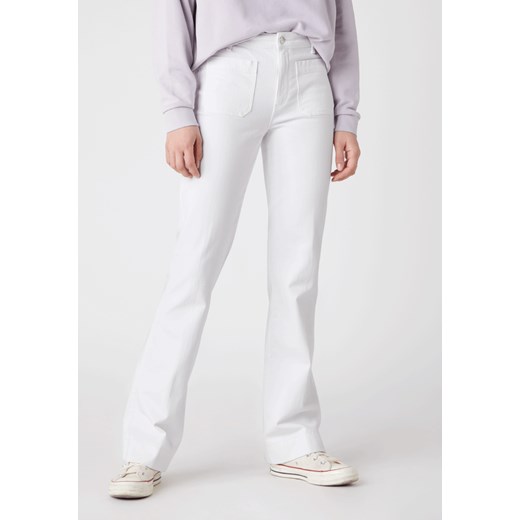 SPODNIE DAMSKIE WRANGLER FLARE OPTIC WHITE W233MH13L 112127850 ze sklepu YouNeedit.pl w kategorii Jeansy damskie - zdjęcie 180309552