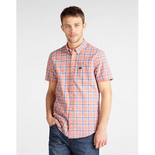 MĘSKA KOSZULA LEE LEE BUTTON DOWN SS PAPRIKA L886DGNI 112123619 ze sklepu YouNeedit.pl w kategorii Koszule męskie - zdjęcie 180313893