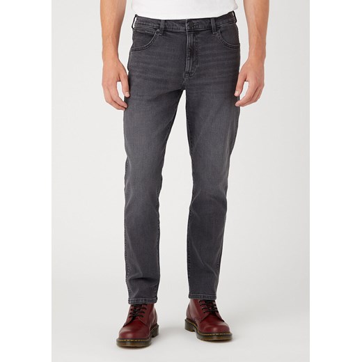 WRANGLER MĘSKIE SPODNIE JEANSOWE LARSTON BLACKOUT W18S29Z79 112330748 ze sklepu YouNeedit.pl w kategorii Jeansy męskie - zdjęcie 180315370