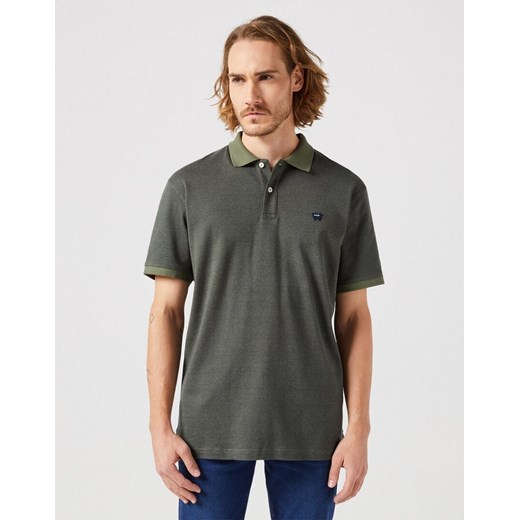 MĘSKA KOSZULKA POLO POLÓWKA WRANGLER POLO SHIRT DUSTY OLIVE 112350410 W709013993 ze sklepu YouNeedit.pl w kategorii T-shirty męskie - zdjęcie 180316352