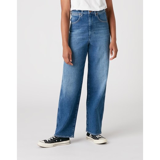 SPODNIE DAMSKIE WRANGLER WIDE BARREL CAREFREE W23DJH18G 112127907 ze sklepu YouNeedit.pl w kategorii Jeansy damskie - zdjęcie 180316904