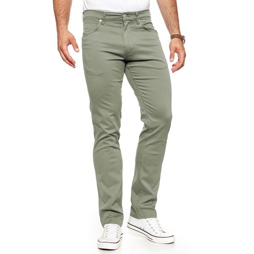 WRANGLER SPODNIE MĘSKIE GREENSBORO DUSTY GREEN W15QSM22A 112127068 ze sklepu YouNeedit.pl w kategorii Spodnie męskie - zdjęcie 180317813