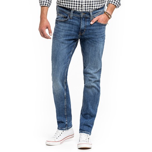 MUSTANG VEGAS MĘSKIE SPODNIE JEANSOWE DENIM BLUE 1014037 5000 583 ze sklepu YouNeedit.pl w kategorii Jeansy męskie - zdjęcie 180318172