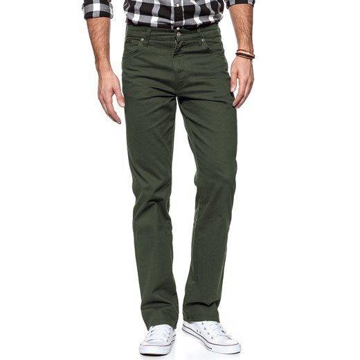 WRANGLER SPODNIE MĘSKIE TEXAS MOSS GREEN W121TA221 112126200 ze sklepu YouNeedit.pl w kategorii Spodnie męskie - zdjęcie 180320741