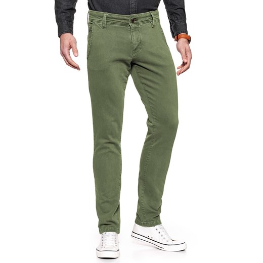 MUSTANG SPODNIE MĘSKIE 5P CHINO DUSKY GREEN 1006701 6287 ze sklepu YouNeedit.pl w kategorii Spodnie męskie - zdjęcie 180322763