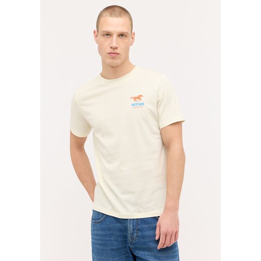 MĘSKA KOSZULKA MUSTANG Austin T-shirt LOGO Light Gray 1015068 3003 ze sklepu YouNeedit.pl w kategorii T-shirty męskie - zdjęcie 180323574