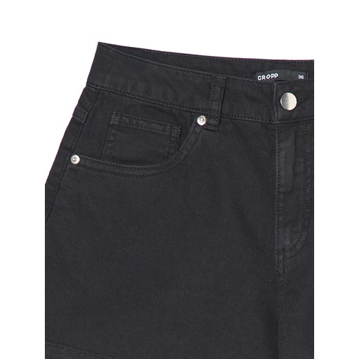 Cropp - Jeansowe czarne szorty regular - czarny Cropp 42 Cropp