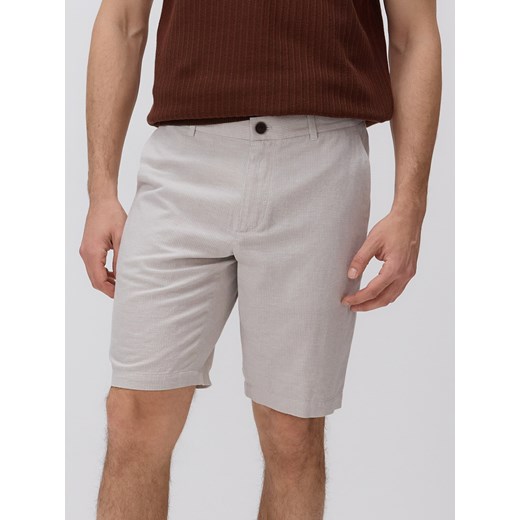 Reserved - Szorty chino regular - jasnoszary ze sklepu Reserved w kategorii Spodenki męskie - zdjęcie 180340673