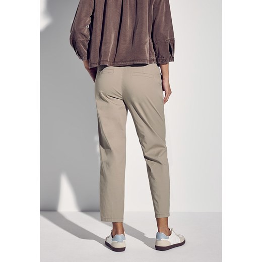 Street One Spodnie w kolorze beżowym Street One W42/L28 okazyjna cena Limango Polska