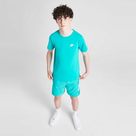 NIKE T-SHIRT K NSW TEE EMB FUTURA LBR ze sklepu JD Sports  w kategorii T-shirty chłopięce - zdjęcie 180383631