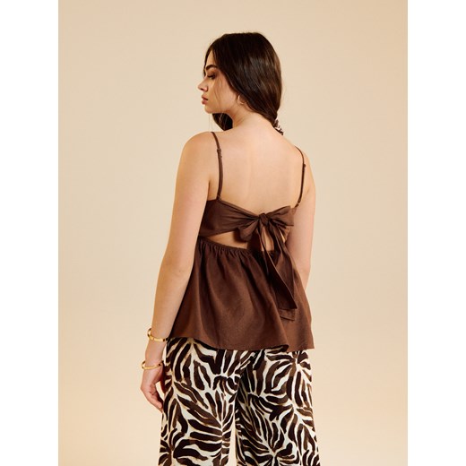 Sinsay - Wiskozowa bluzka z domieszką lnu z ozdobną kokardą na plecach - brązowy Sinsay XL Sinsay