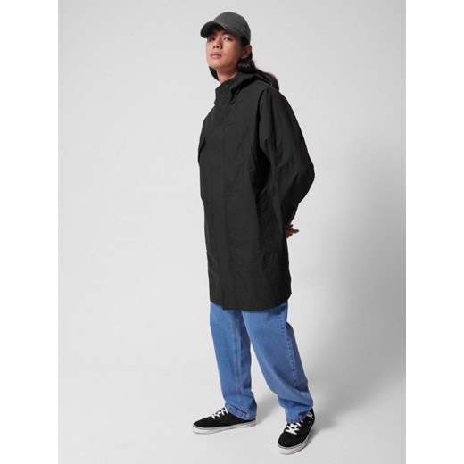 Męska kurtka parka przejściowa Outhorn OTHWSS24TJACM205 - czarna ze sklepu Sportstylestory.com w kategorii Kurtki męskie - zdjęcie 180392330