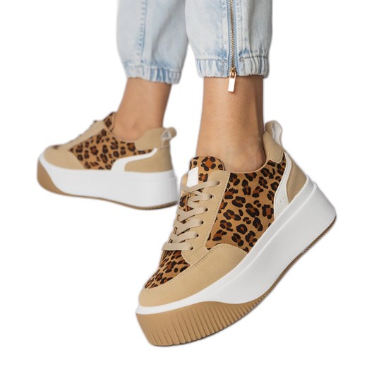 Panterkowe sneakersy damskie z ekozamszu brązowe ze sklepu ButyModne.pl w kategorii Buty sportowe damskie - zdjęcie 180418120