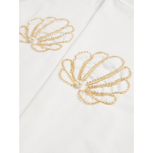 Reserved - T-shirt z ozdobną aplikacją - złamana biel Reserved M Reserved