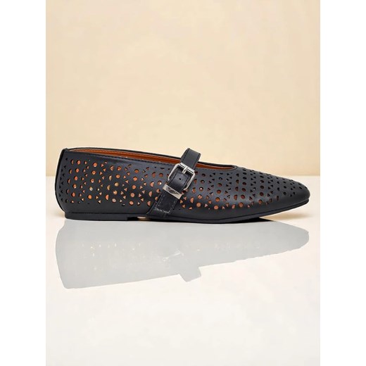 Royalfashion Damskie baleriny ażurowe z paseczkiem Avanne ze sklepu royalfashion.pl w kategorii Balerinki - zdjęcie 180439701