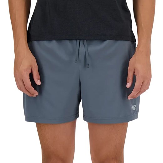 Spodenki New Balance MS41227GT - szare ze sklepu streetstyle24.pl w kategorii Spodenki męskie - zdjęcie 180445633