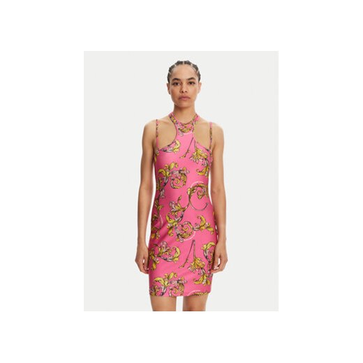 Versace Jeans Couture Sukienka koktajlowa 78HAO914 Różowy Slim Fit ze sklepu MODIVO w kategorii Sukienki - zdjęcie 180446092